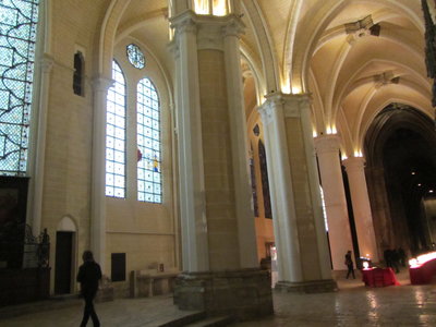 Chartres avril 13, Dans la cathédrale