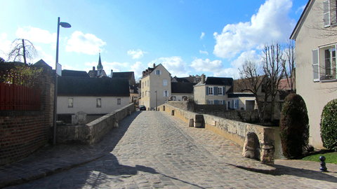 Chartres avril 13, Le pont du massacre