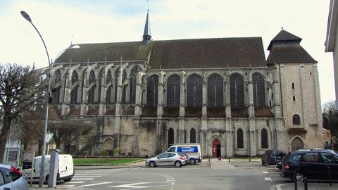 Chartres avril 13, Eglise Saint Pierre
