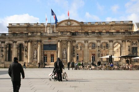 BORDEAUX, 14 BORDEAUX         Mairie