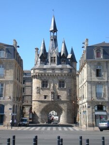 BORDEAUX, 35 BORDEAUX         Porte Cailhau