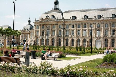 BORDEAUX, 40 BORDEAUX         Jardin  des lumieres