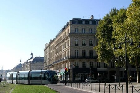 BORDEAUX, 42 BORDEAUX            Les quais