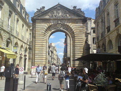 BORDEAUX, 125 BORDEAUX       Porte Dijeaux