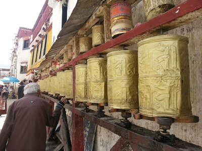 Tibet, 677a4d73ce274c2ecfb846894f8a7867ed1c75e0c0ce40804ef0bc3c6c565692c2a56310bfff24f940d410e0ebbbc4c2a996967cd77f2675d875a50f2f08f8f177462779b4210d80393410d2d5f4f9708c77d3a7e77cf37d7e6533da591d7518f5a4dbc240aa15864