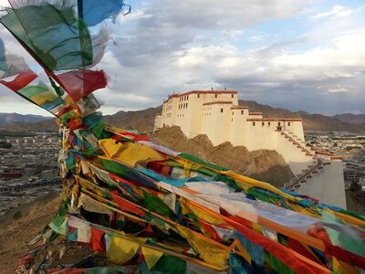 Tibet, 677a4d73ce274c2ecfb846894f8a7867ed1c75e7c0ce40804ef0bc3c6c565692c2a56310bfff24f940d410e0ebbbc4d0b49d947cd77f2675d875a50f2f0efef374412d79b4210d80393410d2d5f3f4798377d3a7e77cf57a7a653ada58167d71c4e49fd85715864