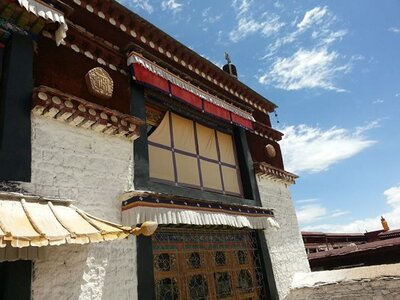 Tibet, 677a4d73ce275a24c3a847d71283396bfa413ee18ecb00cf4bf4a5726d4e5ad3d8af6412b1fd2fa51bc854ffbaa8de91ead19b659d7f2c76ff73a70e350dfbf770402c12b7200a843c3178d3d7f1f97a8f70daa28e4dec213d3a15864
