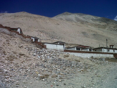 Tibet-Sur la route de Shigatse au Basecamp de l'Everest, IMG00980-20130519-1536