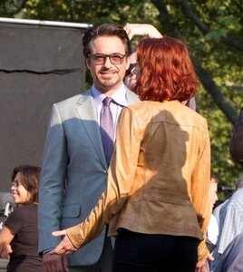 Avengers, robert-downey-jr-scarlett-johansson_png_500x630_q95
