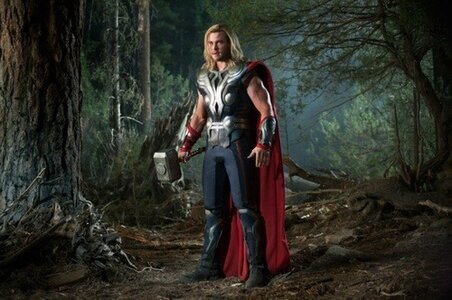Avengers, chris-hemsworth_1_jpg_500x630_q95