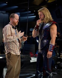 Avengers, joss-whedon-chris-hemsworth_jpg_500x630_q95