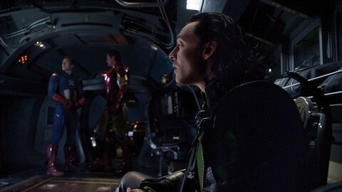 Avengers, loki-prisonnier_jpg_500x630_q95