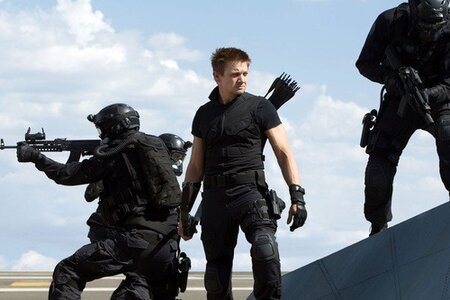 Avengers, oeil-de-faucon_jpg_500x630_q95
