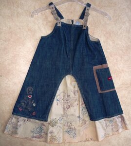 objet à vendre (divers), robe berlingo 8 ans avec bretelles et 1 poche sur le cote bon etat-5€
