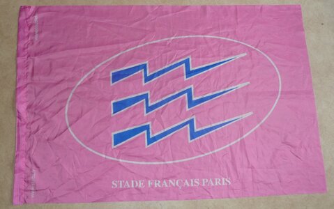 objet à vendre (divers), drapeau flamme rugby stade français paris 3€