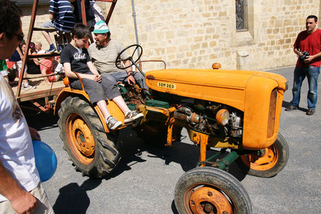 2010 GRDL - GRAND RASSEMBLEMENT DES LAFAYE, E- RANDO VERS PLANSONNIE  023 