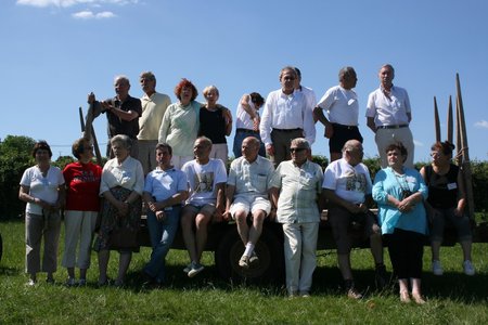 2010 GRDL - GRAND RASSEMBLEMENT DES LAFAYE, H- CES CHERS COUSINS  005 