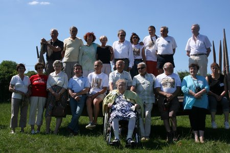 2010 GRDL - GRAND RASSEMBLEMENT DES LAFAYE, H- CES CHERS COUSINS  007 
