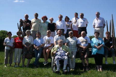 2010 GRDL - GRAND RASSEMBLEMENT DES LAFAYE, H- CES CHERS COUSINS  008 
