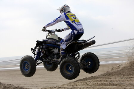 quads , enduroquad touquet le 06 02 10 150