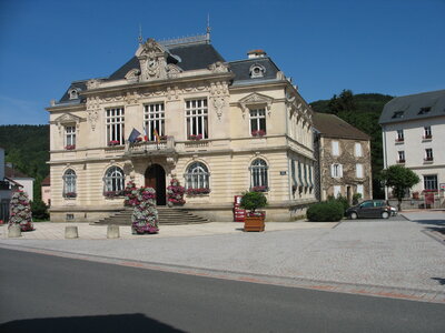 VICHY-VOSGES-ALSACE-LE CREUSOT, 147 VAL D’AJOL