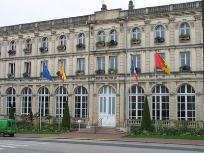 VICHY-VOSGES-ALSACE-LE CREUSOT, 332 VITTEL