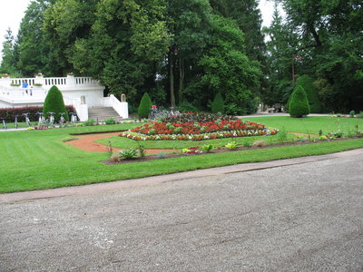 VICHY-VOSGES-ALSACE-LE CREUSOT, 348 VITTEL