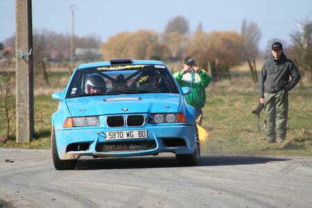 Voitures de course, rallye des routes du nord 161