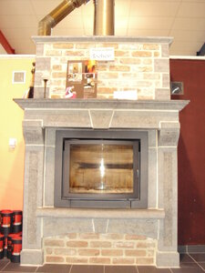 Show-room Ets. Duvivier SA à Rochefort (chauffage, poêlerie, sanitaire, énergies renouvelables), Puissance : 16,5 kW - 330 m³
