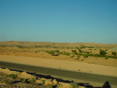 TUNISIE, 254-TunisieNov2010-vers matmata desert de pierre