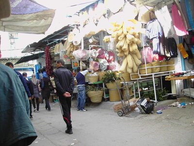 TUNISIE, 172-TunisieNov2010-Sfax le souk deriere la medina