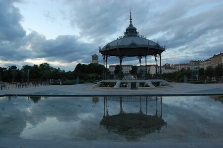 15-Facettes de Valence, Le kiosque Peynet