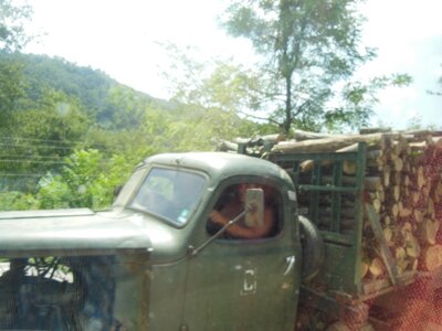Bulg_2013-Tryavna-Curiosités, Anciens camions ...