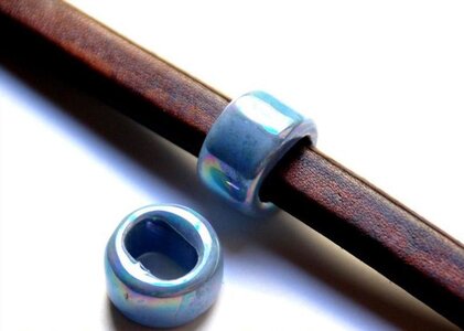 Bracelet, Regalize blue tube
