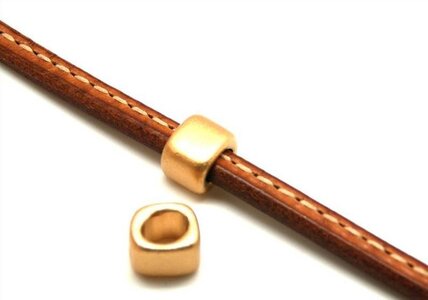 Bracelet, Regalize gold mat tube