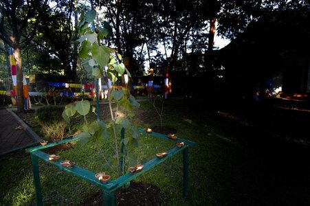 Wesak Buddha Day 2009 May 8 and 10-Nairobi-Kenya, 232DSC_0291B_800_532