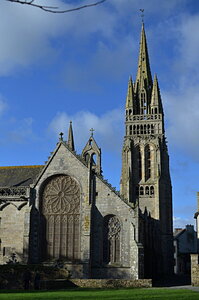 18- Notre découverte du  Finistère., La basilique Notre-Dame