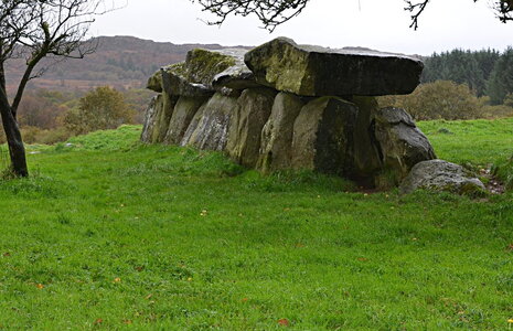 18- Notre découverte du  Finistère., Allée couverte, dans les Monts d'Arrée. 