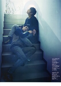 MARIE CLAIRE DECEMBRE 2010 ISSUE SCAN, 4