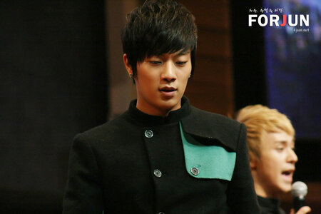 02-12-2010 YONSEI UNIVERSITY HOSPITAL LOVE SHARING CONCERT, 115