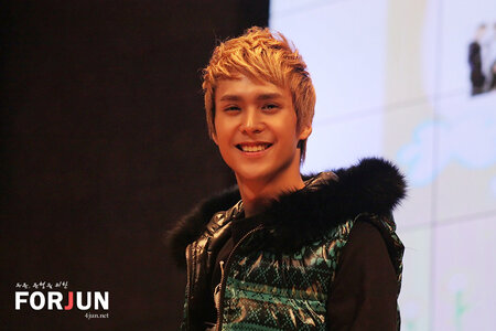 02-12-2010 YONSEI UNIVERSITY HOSPITAL LOVE SHARING CONCERT, 44