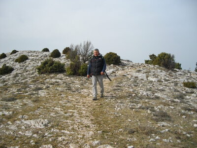 LE PIC DES MOUCHES ET LA CITADELLE, Entre le sommet de la Citadelle et l'Oppidum
