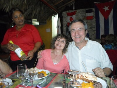 Cuba photo Ch, Nous restau langouste & serveuse
