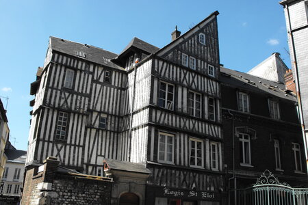 Rouen, Rouen  221 