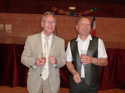 2011, 012