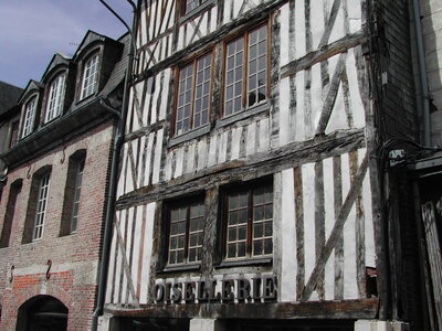 Pont-Audemer, Pont audemer 9