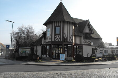 Pont-L'Evêque, Pont-L’Evêque  10 