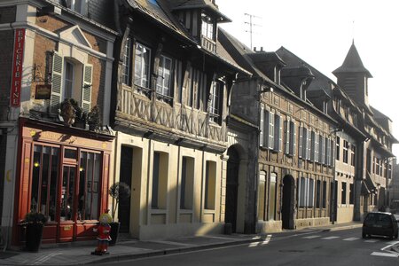 Pont-L'Evêque, Pont-L’Evêque  33 