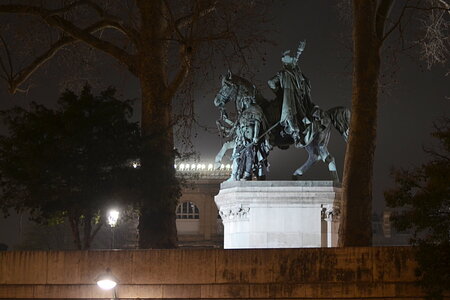 25 - Paris by night, Henri IV