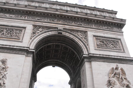 Paris, Champs - Elysées  20 